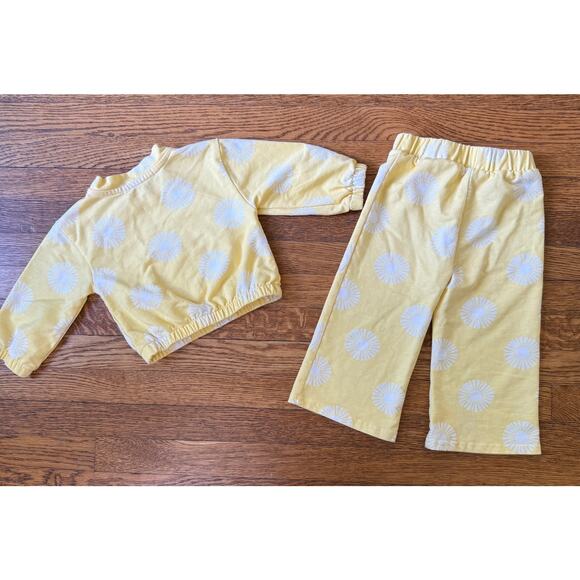 Rachel Zoe Girls' Yellow Sun Sweat Set Size 18 Months - Picture 6 of 6